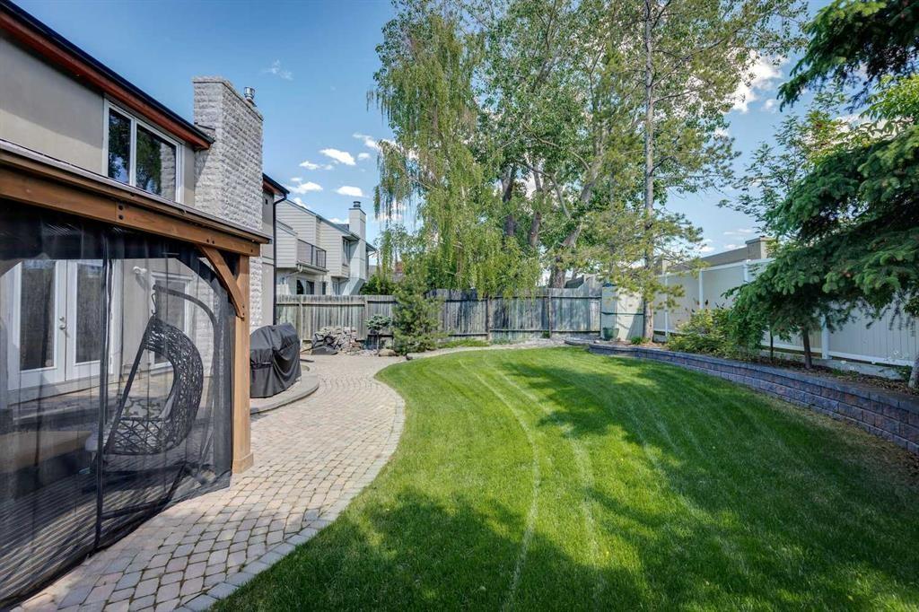 223 Pump Hill Crescent, Calgary, AB - Outdoor