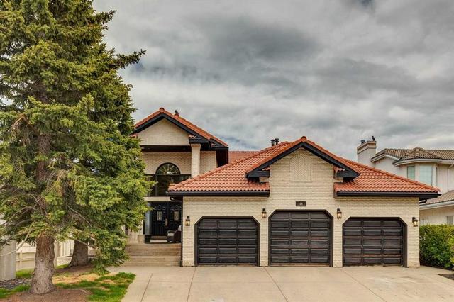 84 EDENSTONE Way NW Calgary, AB T3A 3Z1