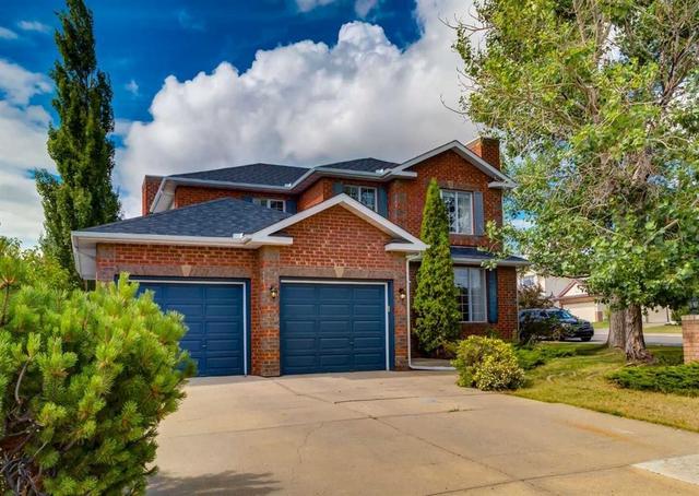 63 Arbour Lake Drive NW Calgary, AB T3G 4A2