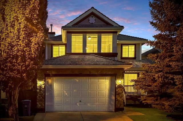 74 Spring View SW Calgary, AB T3H 3S7