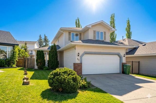 63 Hawkmount Green NW Calgary, AB T3G 3T9
