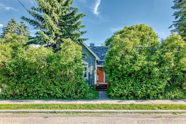 43 New Street SE Calgary, AB T2X 3X8