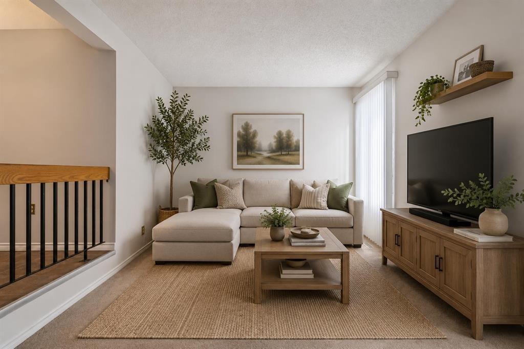 568 Strathcona Drive Sw, Calgary, AB - Indoor Photo Showing Living Room