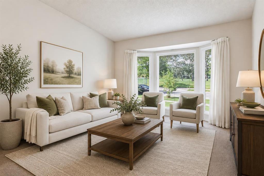 568 Strathcona Drive Sw, Calgary, AB - Indoor Photo Showing Living Room