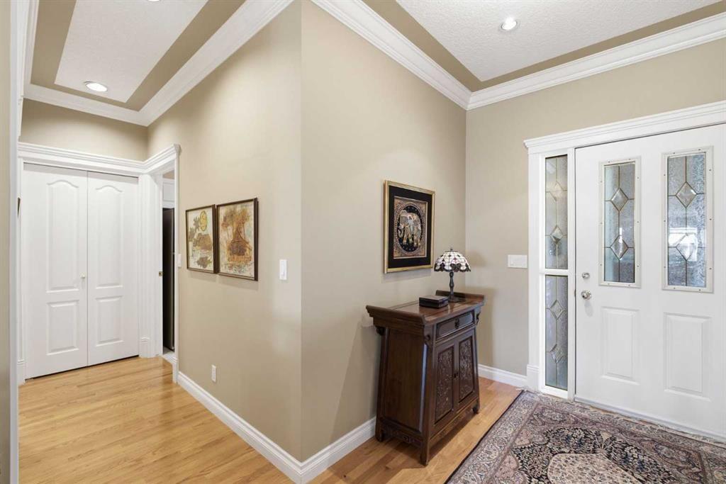 60 Prominence Point Sw, Calgary, AB - Indoor Photo Showing Bathroom