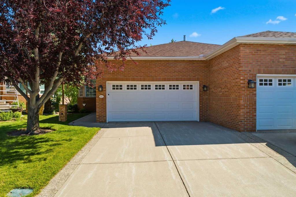 60 Prominence Point Sw, Calgary, AB - Outdoor