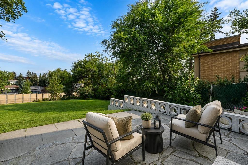 2316 State Road Sw, Calgary, AB - Outdoor