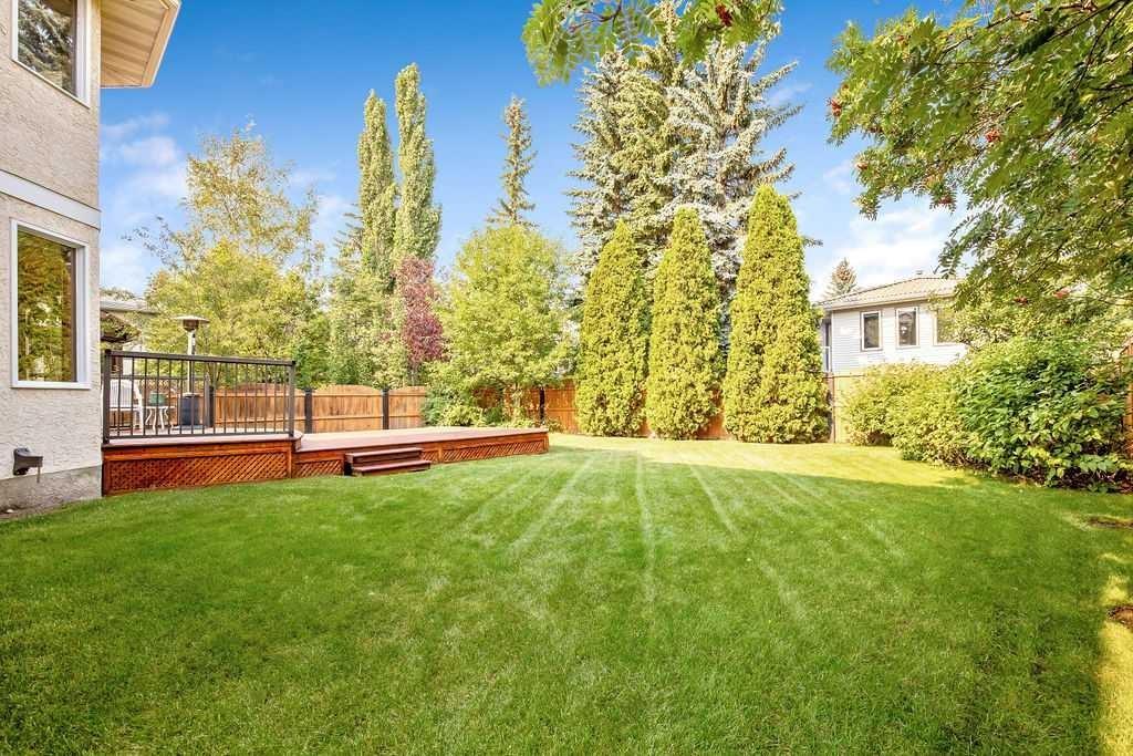208 Hawkview Manor Place Nw, Calgary, AB - Outdoor With Deck Patio Veranda