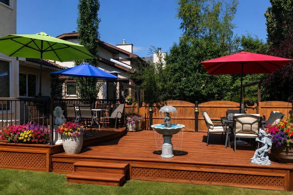 208 Hawkview Manor Place Nw, Calgary, AB - Outdoor With Deck Patio Veranda