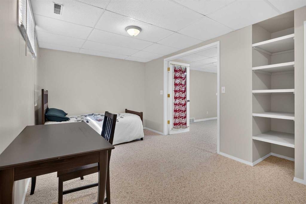 292 Silver Brook Way Nw, Calgary, AB - Indoor