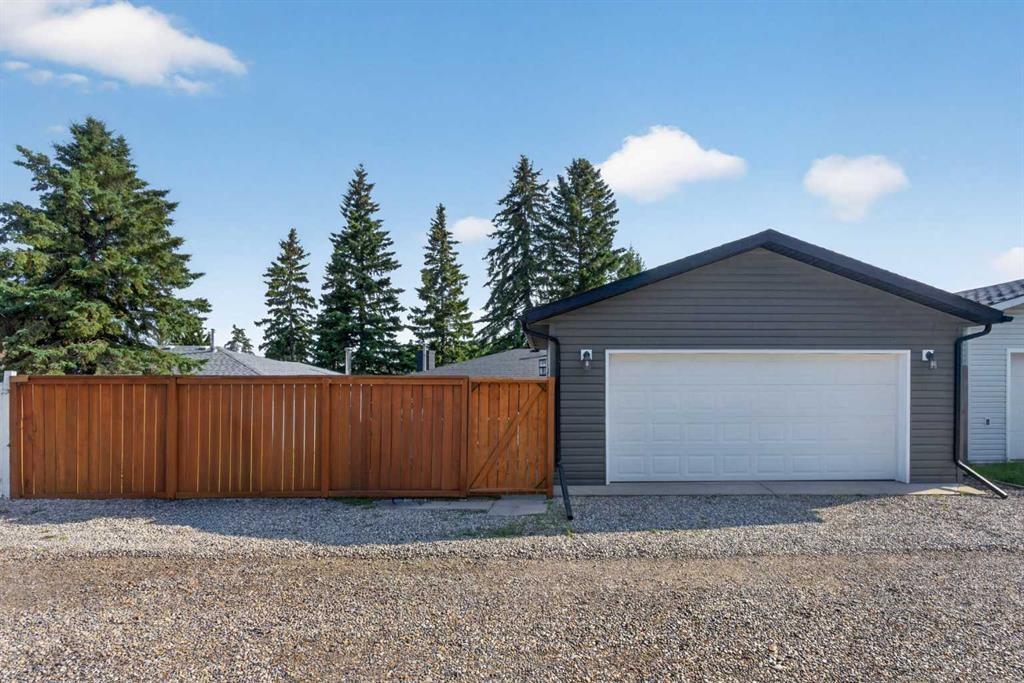 292 Silver Brook Way Nw, Calgary, AB - Outdoor