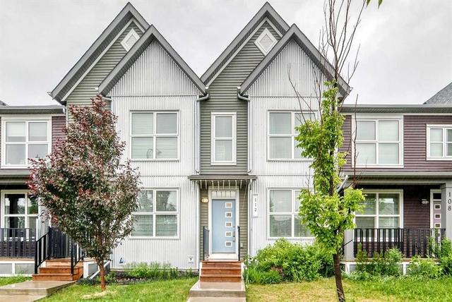112 Carrington Boulevard NW Calgary, AB T3P 1K8