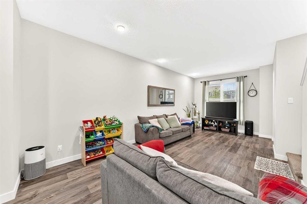 112 Carrington Boulevard Nw, Calgary, AB - Indoor Photo Showing Living Room