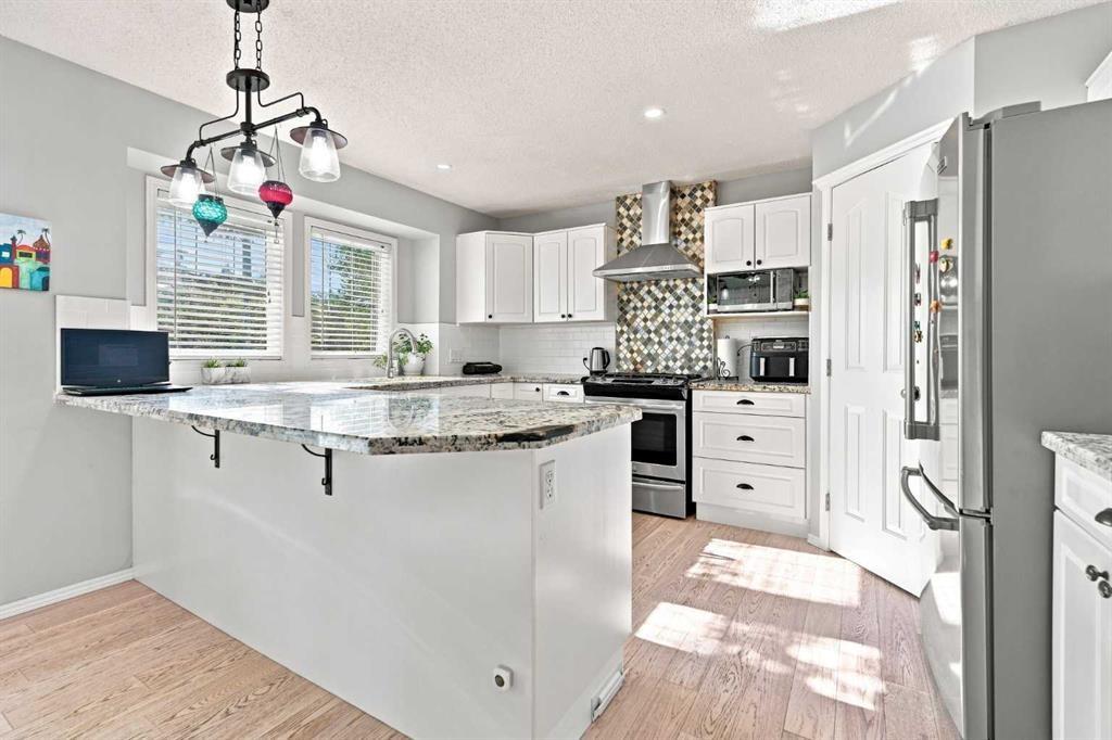 15230 Prestwick Boulevard Se, Calgary, AB - Indoor