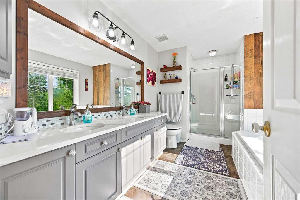 15230 Prestwick Boulevard Se, Calgary, AB - Indoor Photo Showing Bathroom