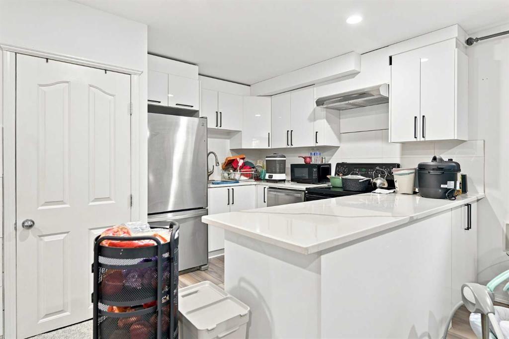 15230 Prestwick Boulevard Se, Calgary, AB - Indoor